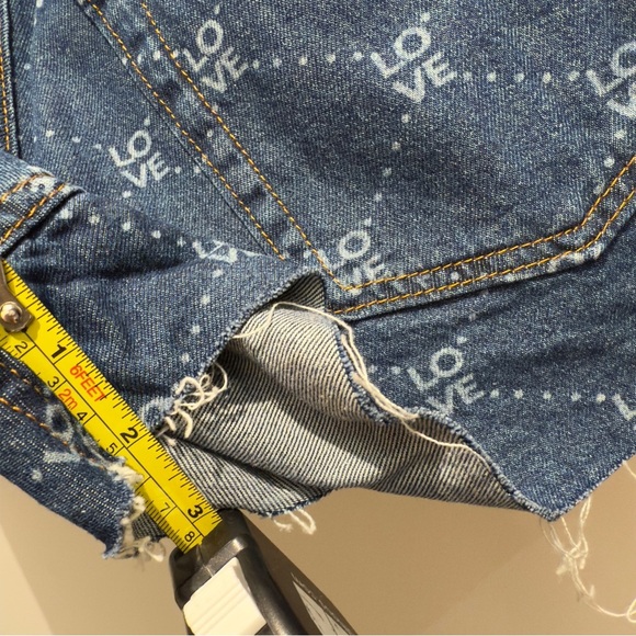 NWT- H&M Love Denim Blue Women's Shorts Size 10 - Picture 5 of 10